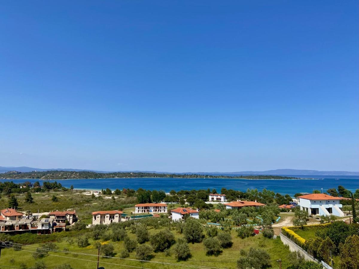 Thea Luxury Apartments Vourvourou Exterior photo
