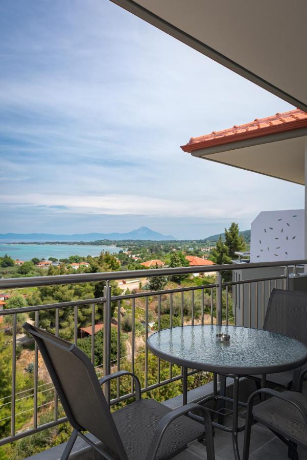 Thea Luxury Apartments Vourvourou Exterior photo