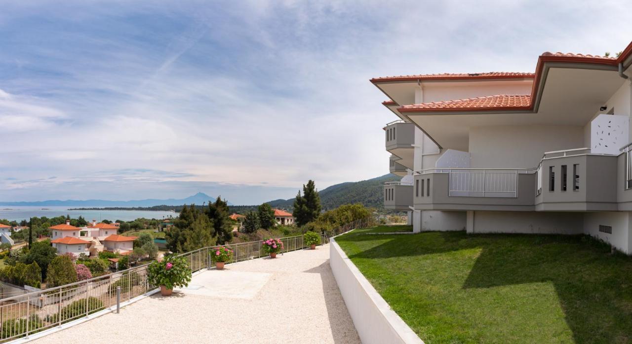 Thea Luxury Apartments Vourvourou Exterior photo