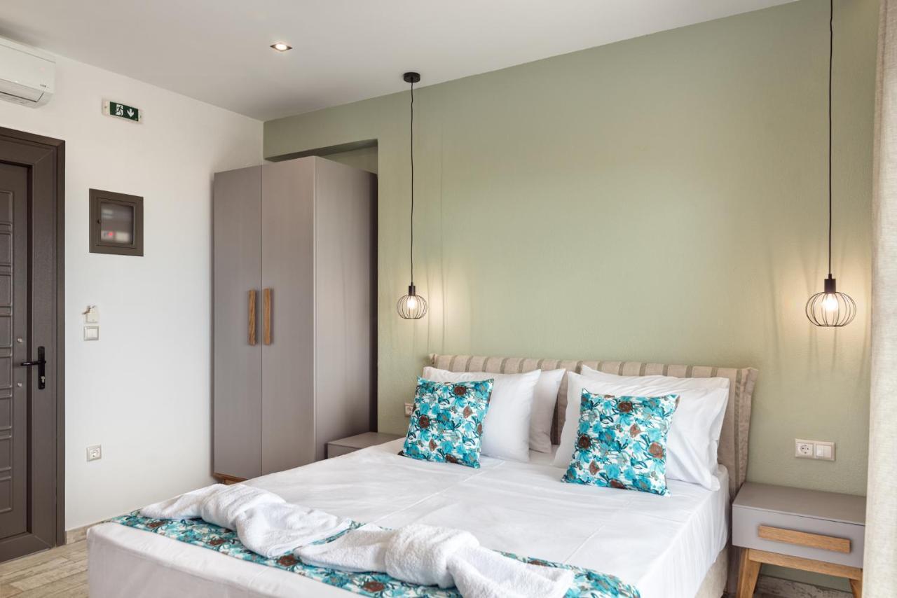 Thea Luxury Apartments Vourvourou Exterior photo