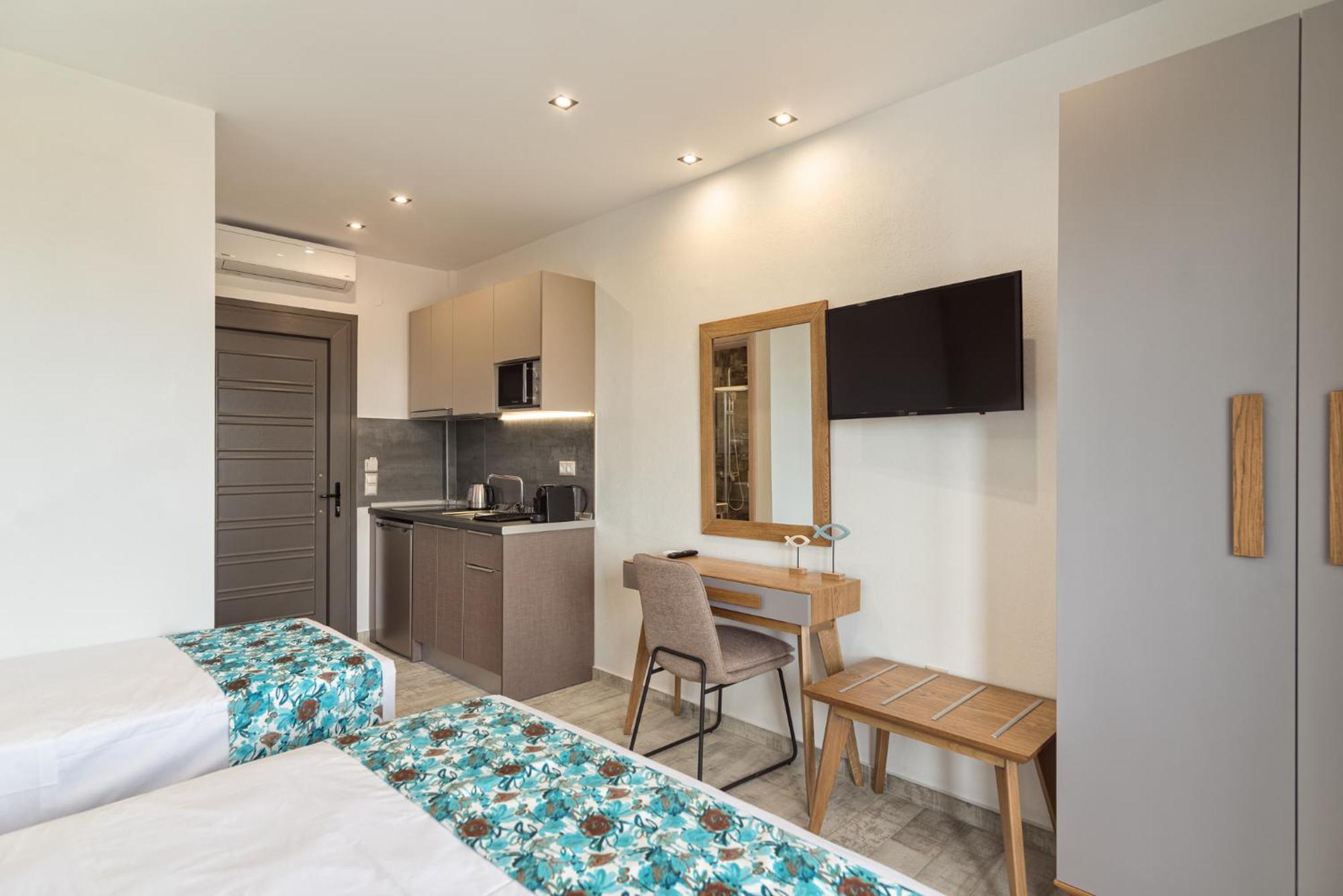 Thea Luxury Apartments Vourvourou Exterior photo